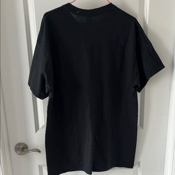 Black Short Sleeve Vintage Graphic Tee - Picture 5 of 7